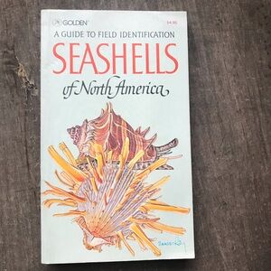 Seashells of North America Golden guide Paperback